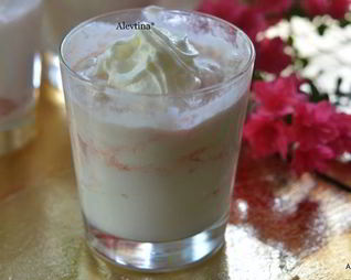 Английский десерт с ревенем