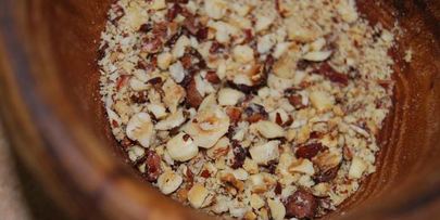 бананы в шоколаде и орехах