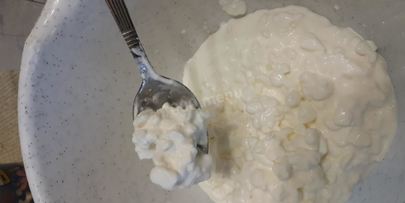 десерт молочный с кокосовой стружкой