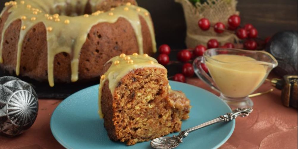 Рецепт финиковый пудинг с карамельным соусом