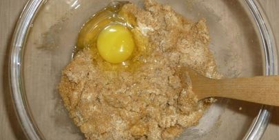 финиковый пудинг с карамельным соусом