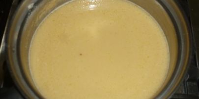 финиковый пудинг с карамельным соусом