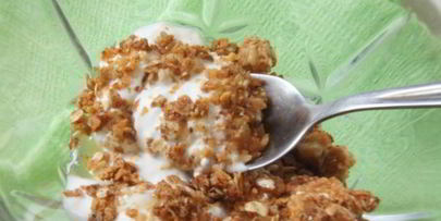 гранола с йогуртом