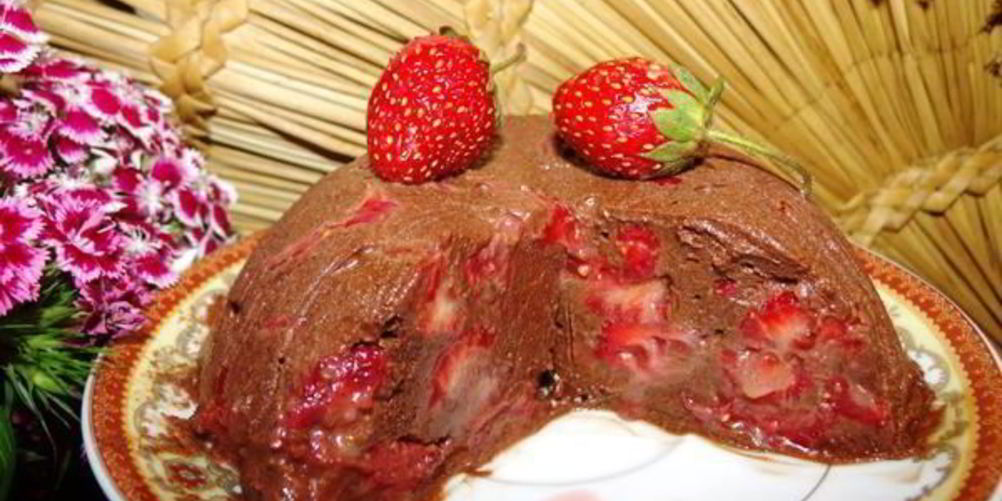 Рецепт холодный десерт клубника в шоколаде