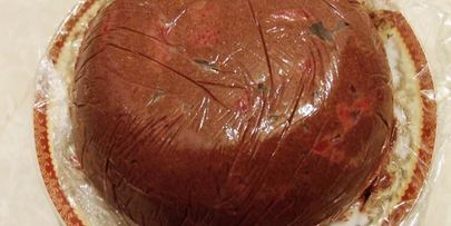 холодный десерт клубника в шоколаде