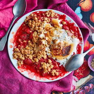 Клубничный крамбл