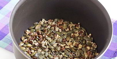 козинаки из тыквенных семечек и грецких орехов