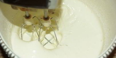 бисквит на горячем молоке со сметанно-йогуртовым кремом