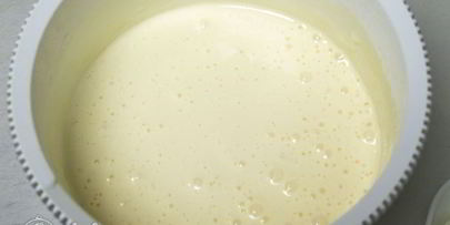 бисквитный рулет с клубничным кремом