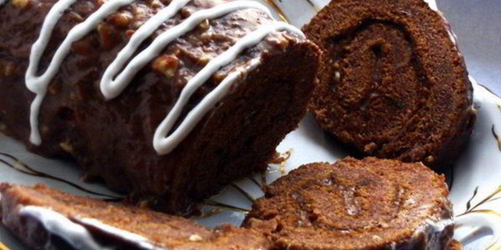 Рецепт бисквитный рулет с кремом по-домашнему