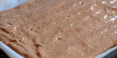 бисквитный рулет с творожно-ягодным кремом