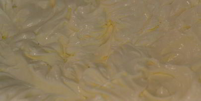 бисквитный рулет с творожно-ягодным кремом