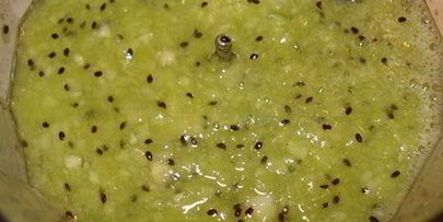 йогуртовый террин с лимонным кремом, клубникой и киви