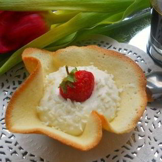 Корзиночки с творожным кремом