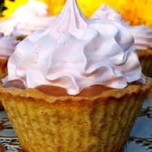 Рецепт Корзиночки с яблочным пюре и белковым кремом