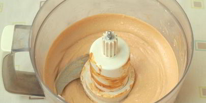 крем-брюле из творога с вареной сгущенкой и вишней