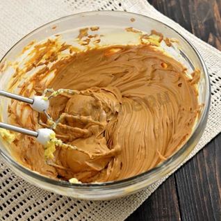 Крем для вафельного торта со сгущенкой