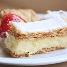 Рецепт Полоски из слоеного теста с кофейным кремом