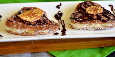 шоколадные блинчики с творожным кремом и бананом