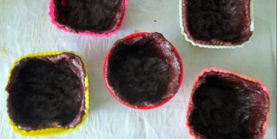 шоколадные корзиночки с творожным кремом для легкого завтрака