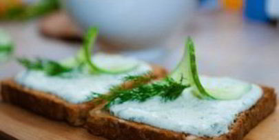 творожный крем с зеленью