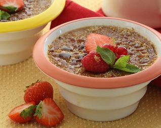 Запеченный крем с ягодами