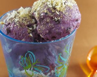 Чернично-кокосовое мороженое