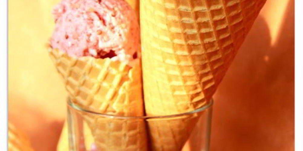 Рецепт домашнее йогуртовое мороженое с клубникой и киноа