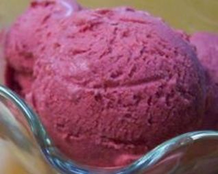 Домашнее ягодное мороженое