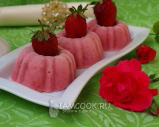 Клубничное мороженое