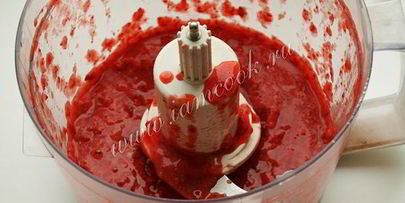 клубничное мороженое