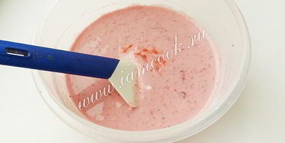 клубничное мороженое