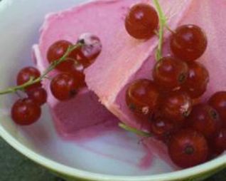 Мороженое из красной смородины