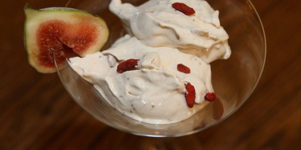 Рецепт мороженое с инжиром и ягодами годжи