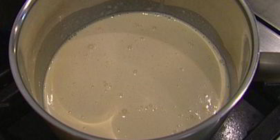 мороженое с инжиром и ягодами годжи