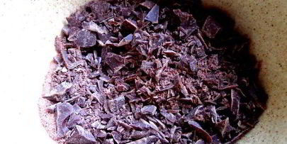 прохладный коктейль из мороженого с черникой