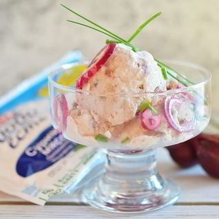 Селедочное мороженое с крабовой крошкой