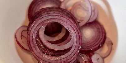 селедочное мороженое с крабовой крошкой