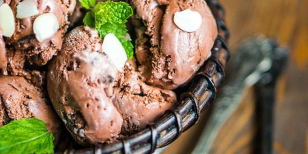 Рецепт шоколадно-миндальное мороженое