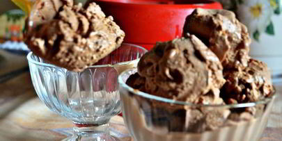 шоколадное мороженое c красным перцем