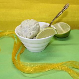 Сливочное мороженое с авокадо