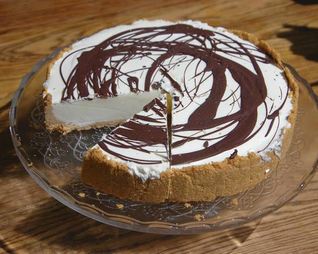 Торт-мороженое с шоколадом