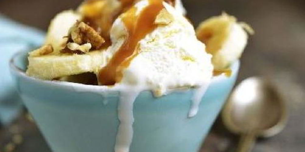 Рецепт ванильное мороженое с соусом