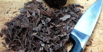 вишневое мороженое с шоколадной стружкой