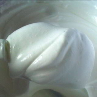 Белковая глазурь на кулич