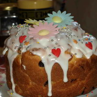 Кулич с изюмом на опаре