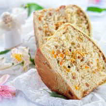 Рецепт Кулич с изюмом, цукатами и вяленой клюквой