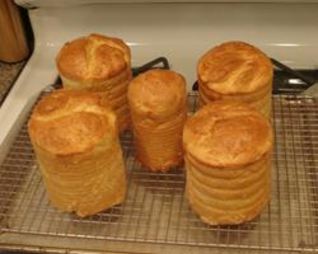 Кулич с изюмом