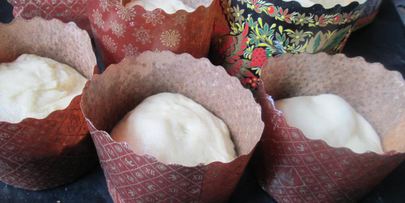 куличи в хлебопечке, яичной скорлупе и бумажных формах