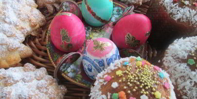 куличи в хлебопечке, яичной скорлупе и бумажных формах